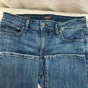 NYDJ Marilyn Straight Leg Jeans Size 10P‎ Medium Wash Denim Stretch #PATHMS2299